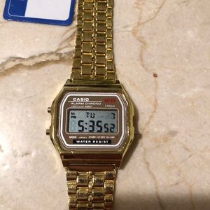 Casio chrono gold watch